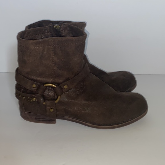 Frye Other - FRYE Kids Youth Sz. 3 Harness Brown Boots Side Zip Shoes Low Top.Good condition.